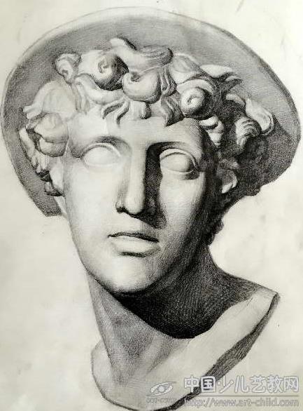 素描头像如何使用“擦”？