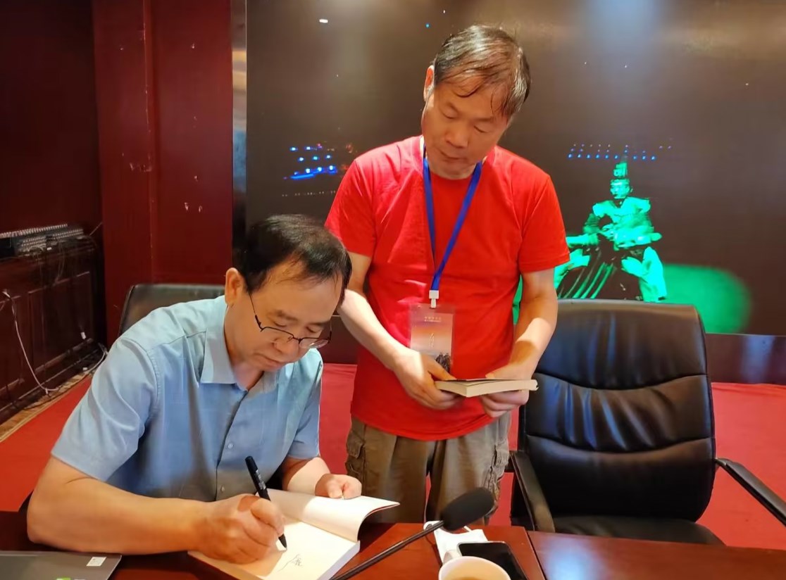郭进拴|读李春雷老师报告文学有感