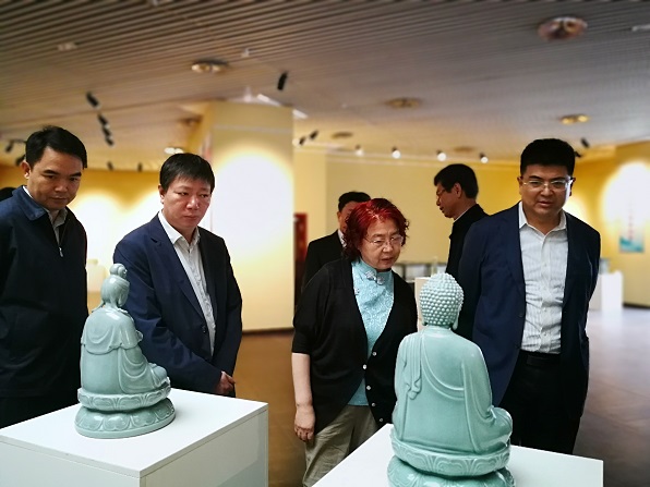 点击浏览下一页
