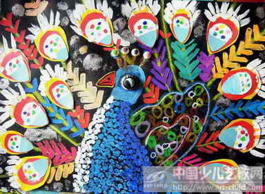 美丽的孔雀开屏——《少儿画苑》国际少儿书画大赛