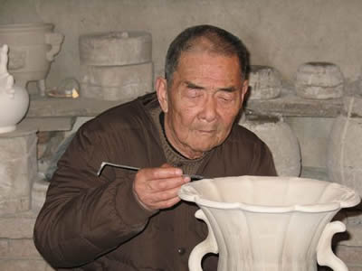 晋佩章