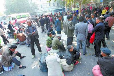 甘肃民乐：坚持扩大农民工就业工作