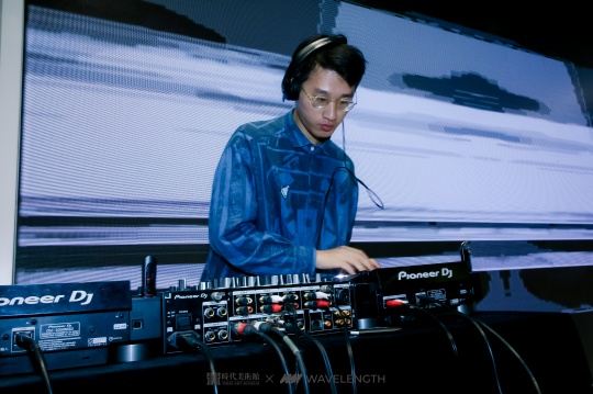 开幕式现场音乐表演 