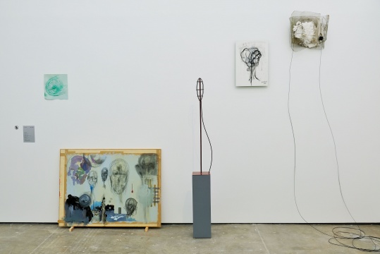 “绘画无声”展览现场，泰康空间展览现场