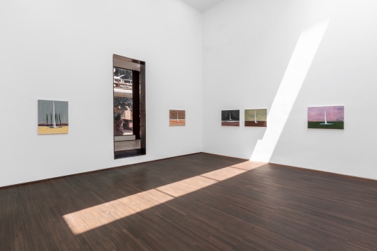站台中国主空间与dRoom双展齐开，冷抽象的“折叠”和许永城的室内景观