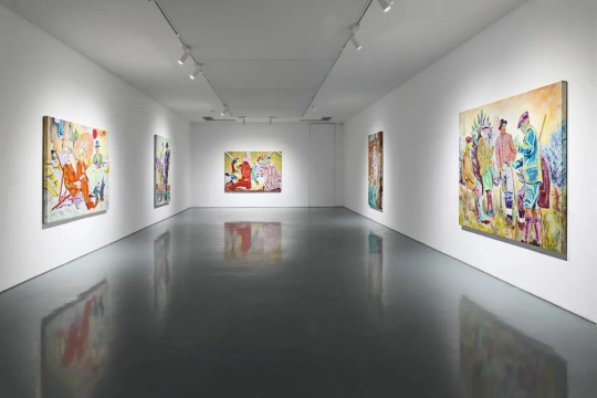法利·阿吉拉尔“纸老虎”展览现场 