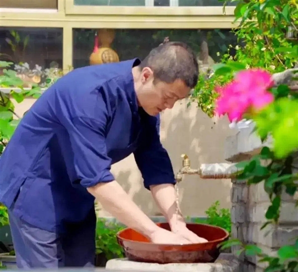 李子柒视频停更66天 千万网红要凉？