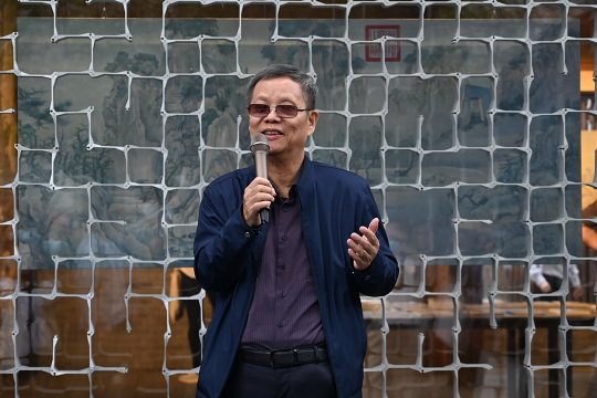 艺术家王明贤致辞 