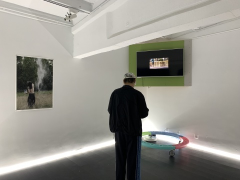 桂宽、丰丰纯爱系个展，浪漫且残酷的签名式告白