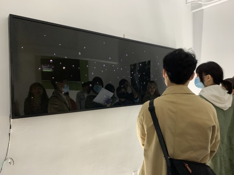 桂宽、丰丰纯爱系个展，浪漫且残酷的签名式告白