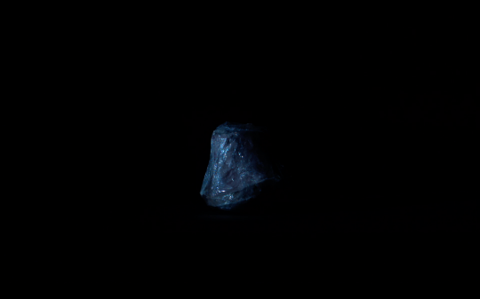 肖宇轩 《night》视频 3分44秒 2020 