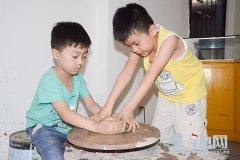 “科学工作室”暑期开放了