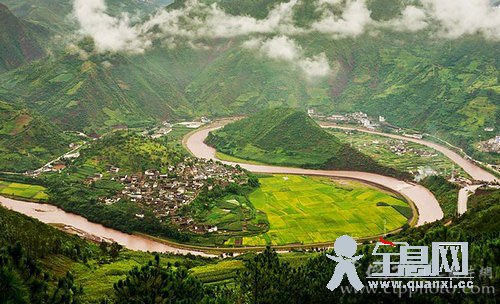 太极锁水图是云龙县一个标志性景点,去诺邓村的人都会绕道去看看。 赵汀 摄影